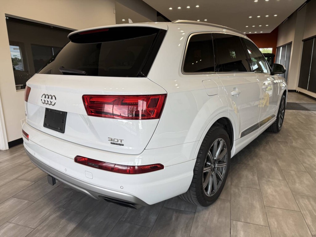 2017 Audi Q7 Image 7