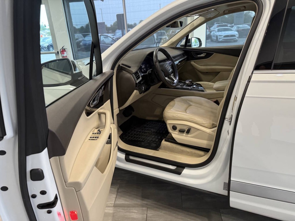 2017 Audi Q7 Image 15