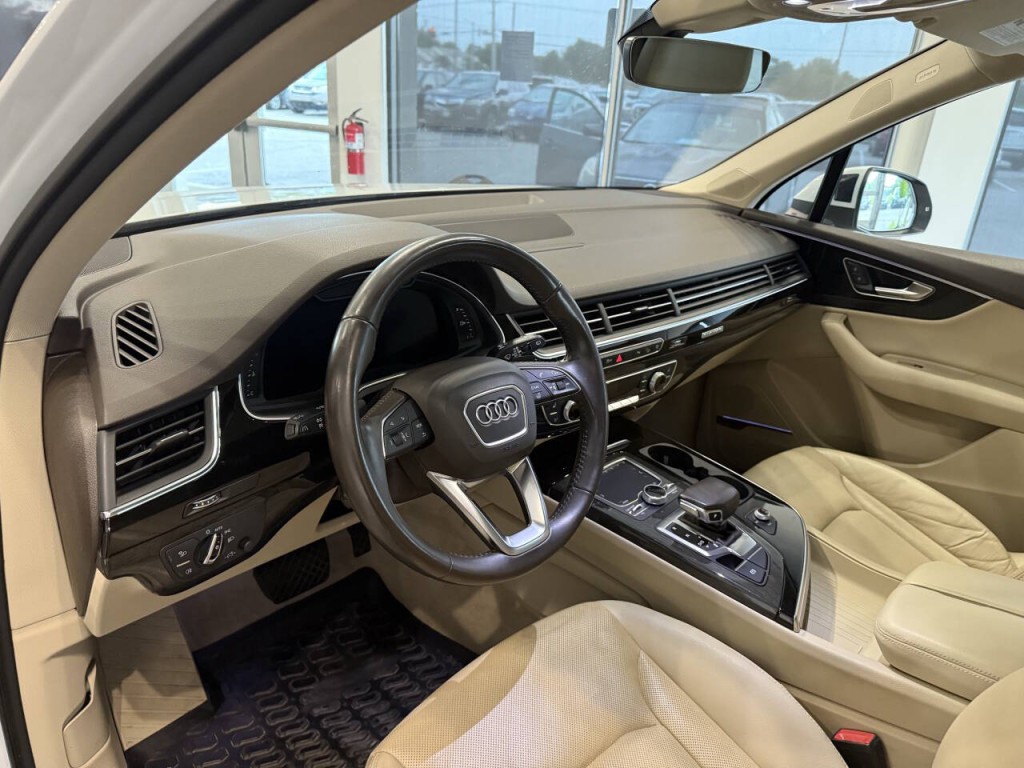 2017 Audi Q7 Image 21