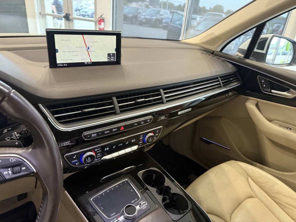 2017 Audi Q7 Image 25