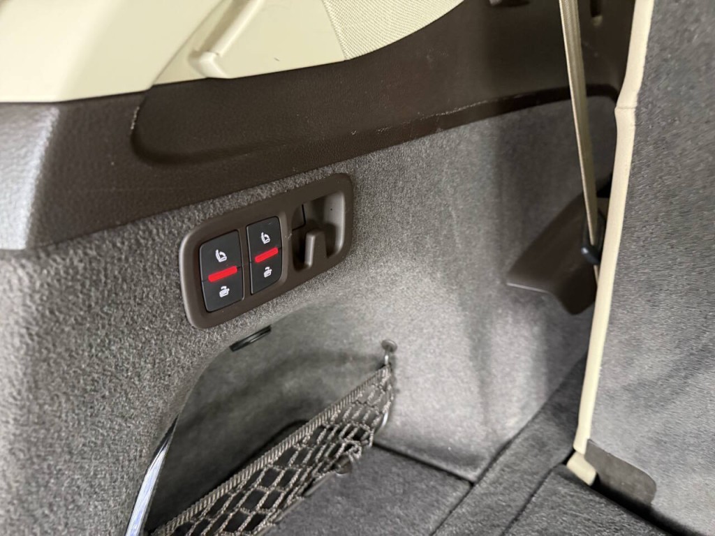 2017 Audi Q7 Image 40