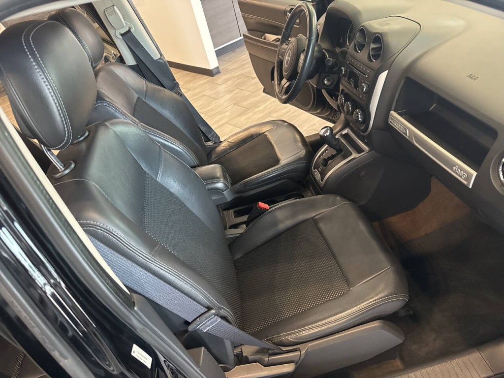 2014 Jeep Compass Image 18