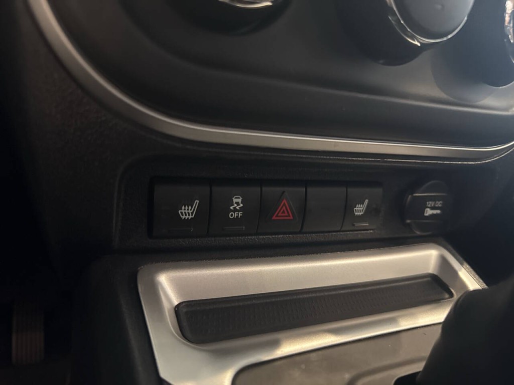 2014 Jeep Compass Image 24