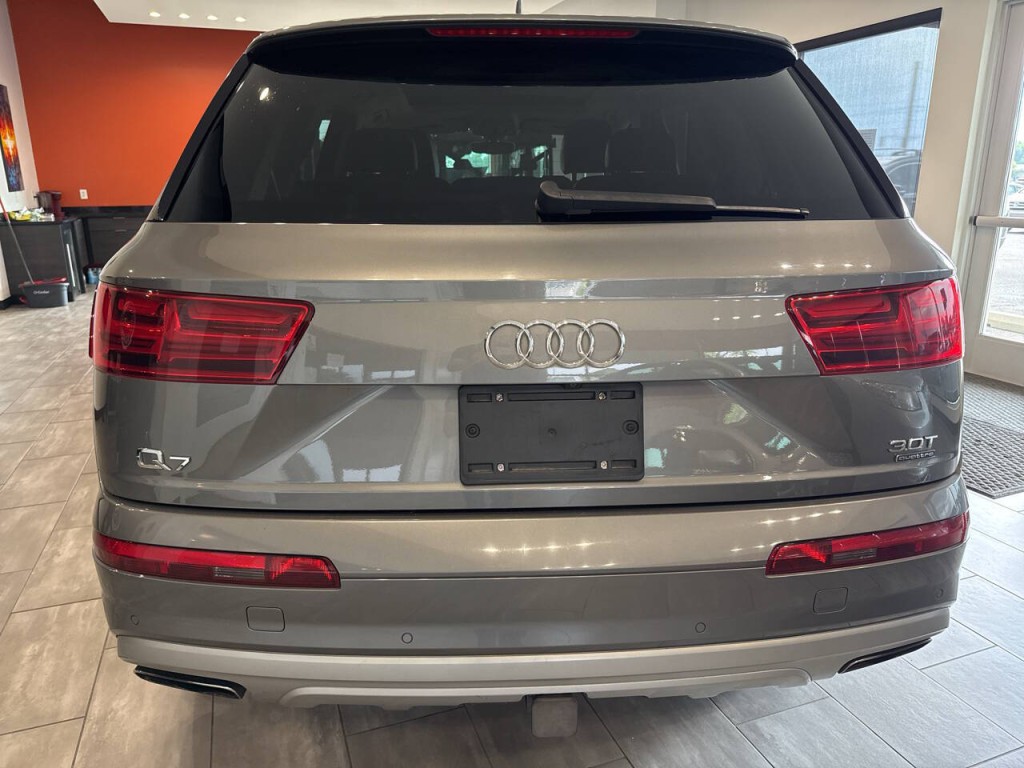 2017 Audi Q7 Image 6