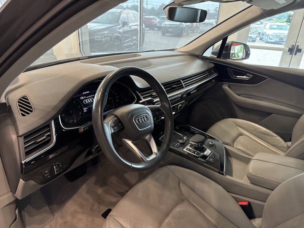 2017 Audi Q7 Image 17
