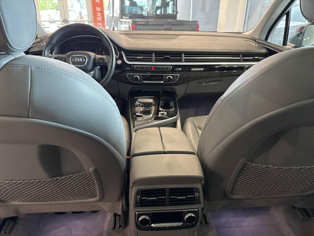2017 Audi Q7 Image 27