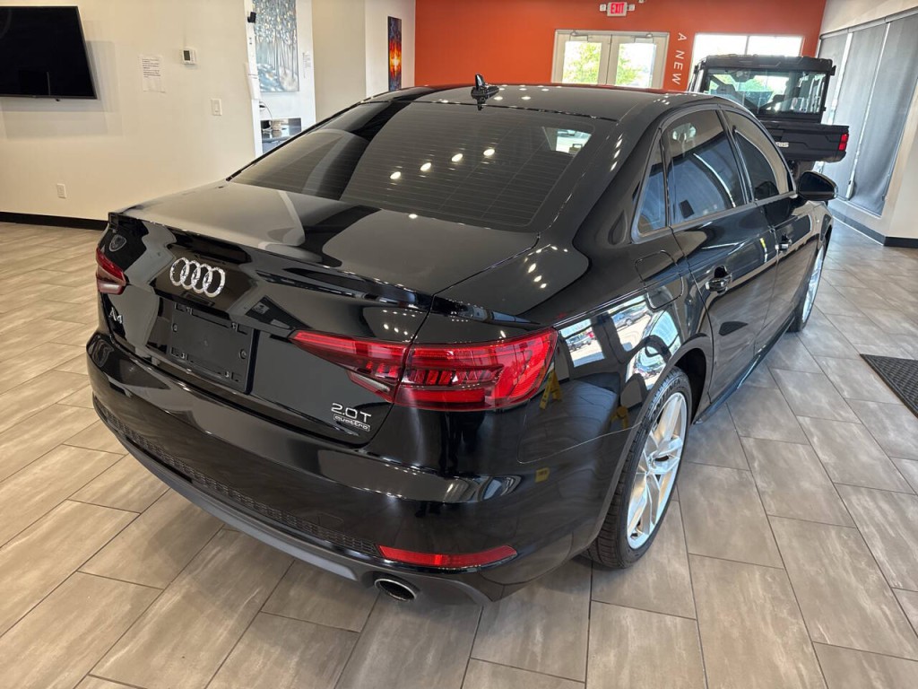 2017 Audi A4 Image 10