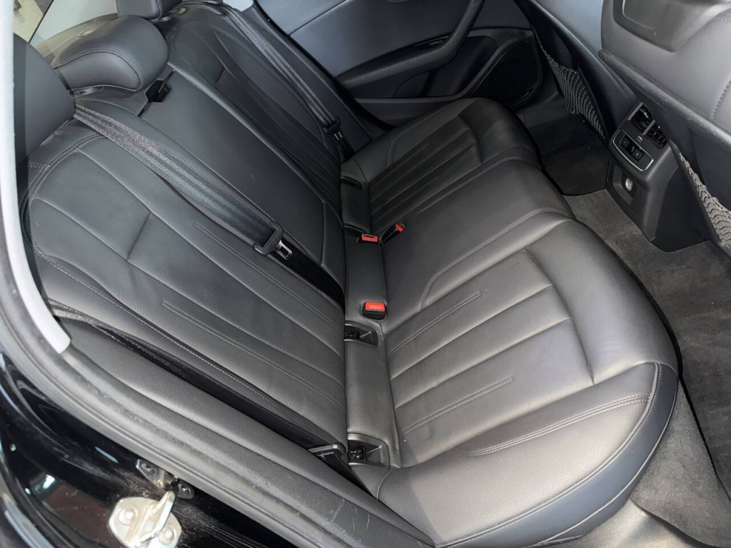 2017 Audi A4 Image 19
