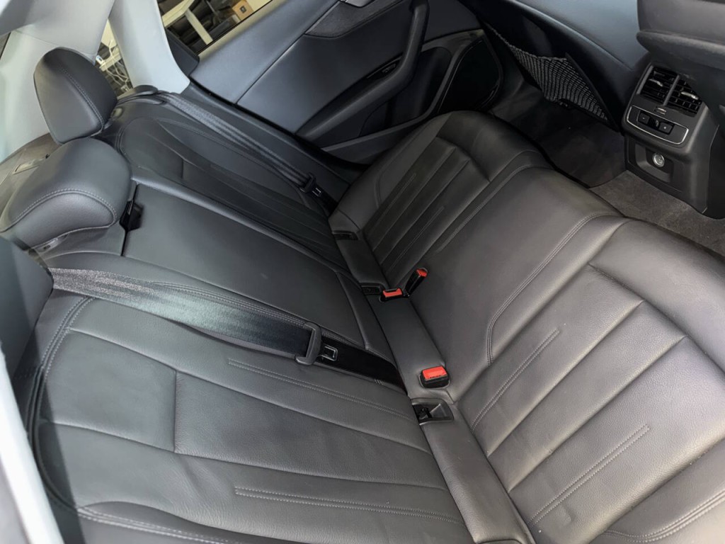 2017 Audi A4 Image 20