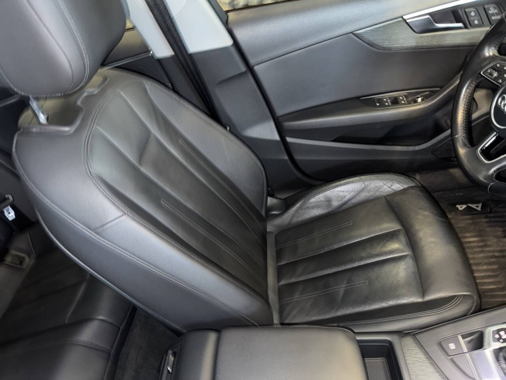 2017 Audi A4 Image 22