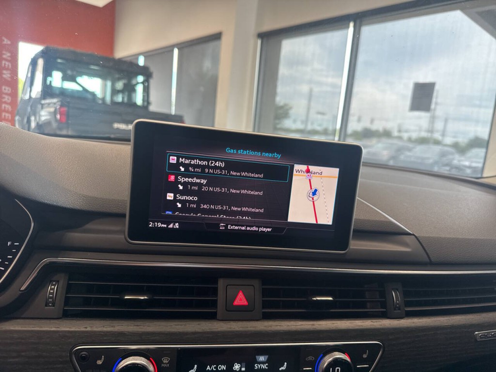 2017 Audi A4 Image 25