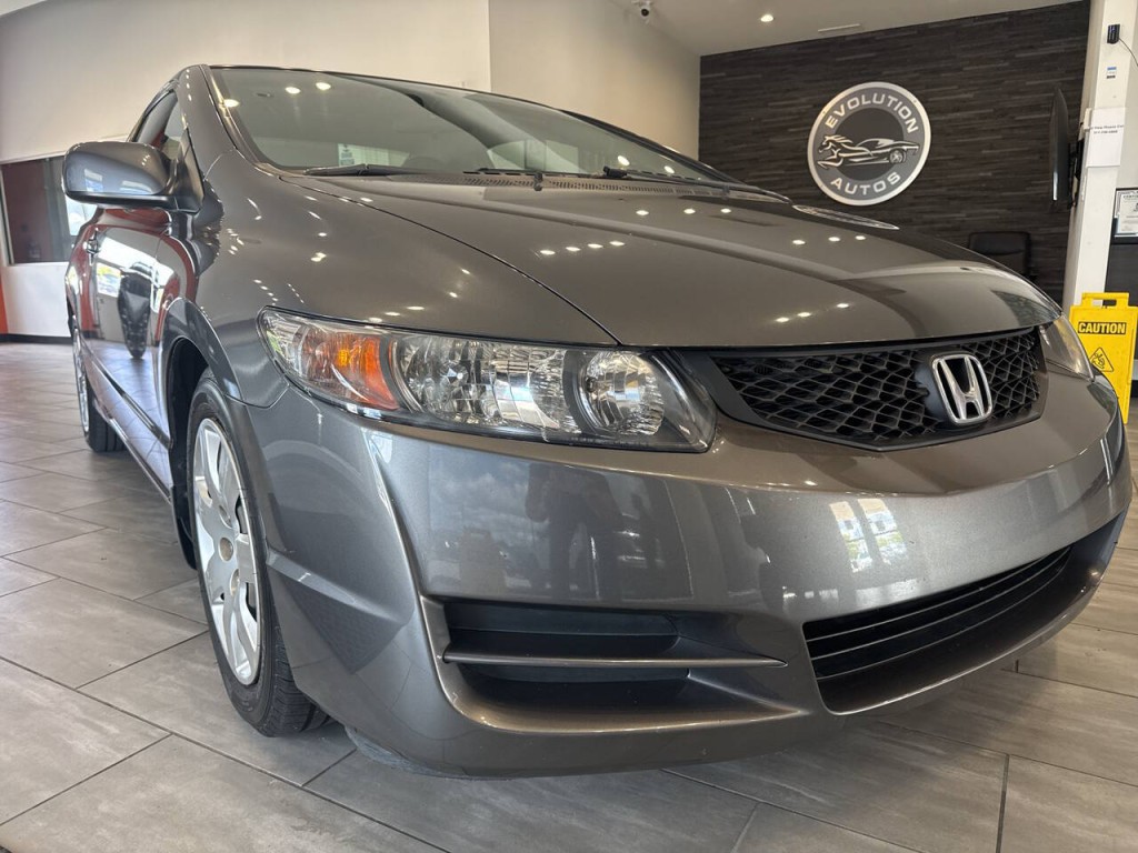 2011 Honda Civic Image 1