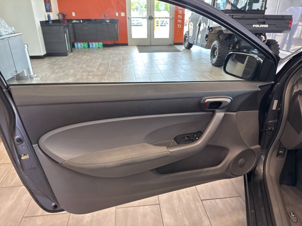 2011 Honda Civic Image 12