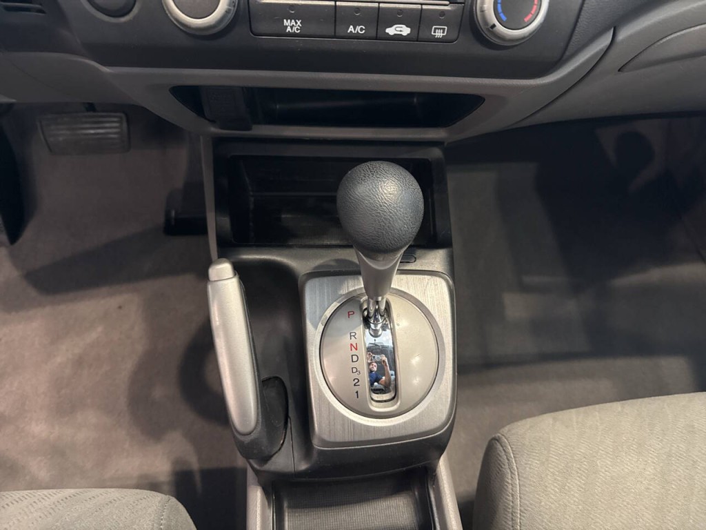 2011 Honda Civic Image 17