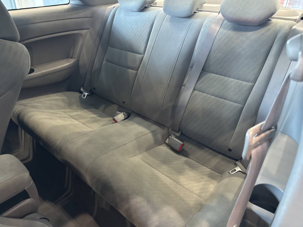 2011 Honda Civic Image 19