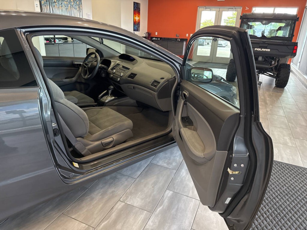 2011 Honda Civic Image 22
