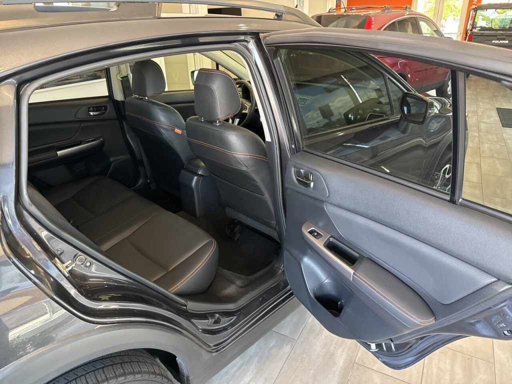 2016 Subaru Crosstrek Image 32