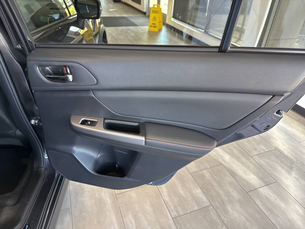 2016 Subaru Crosstrek Image 33