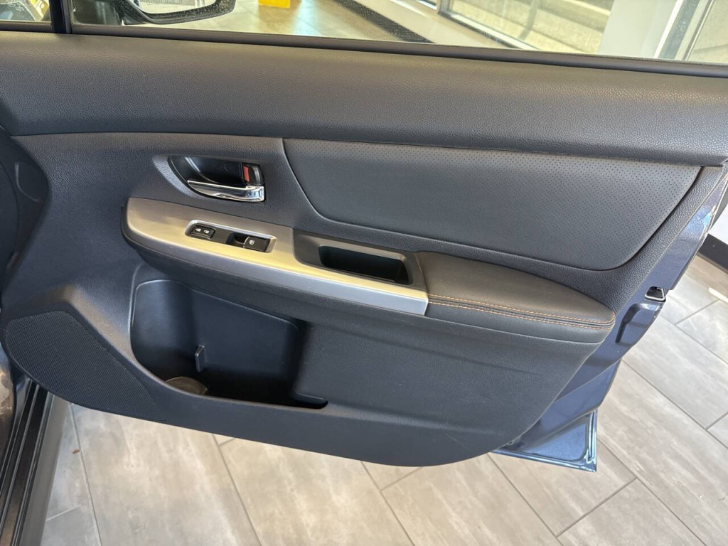 2016 Subaru Crosstrek Image 36