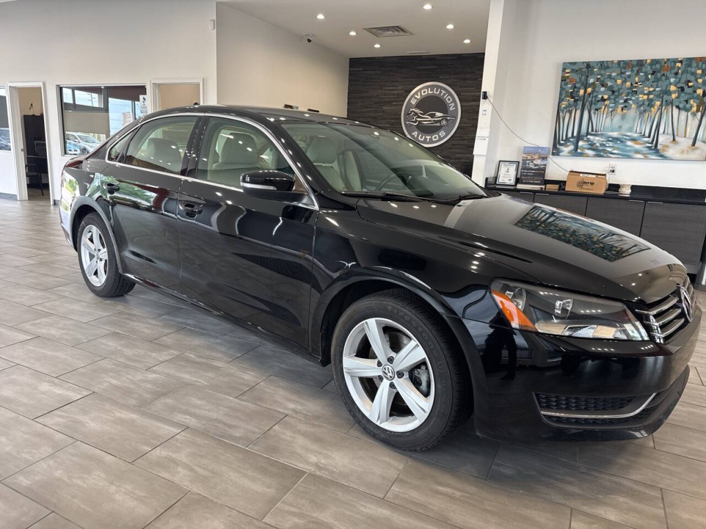 2014 Volkswagen Passat Image 2