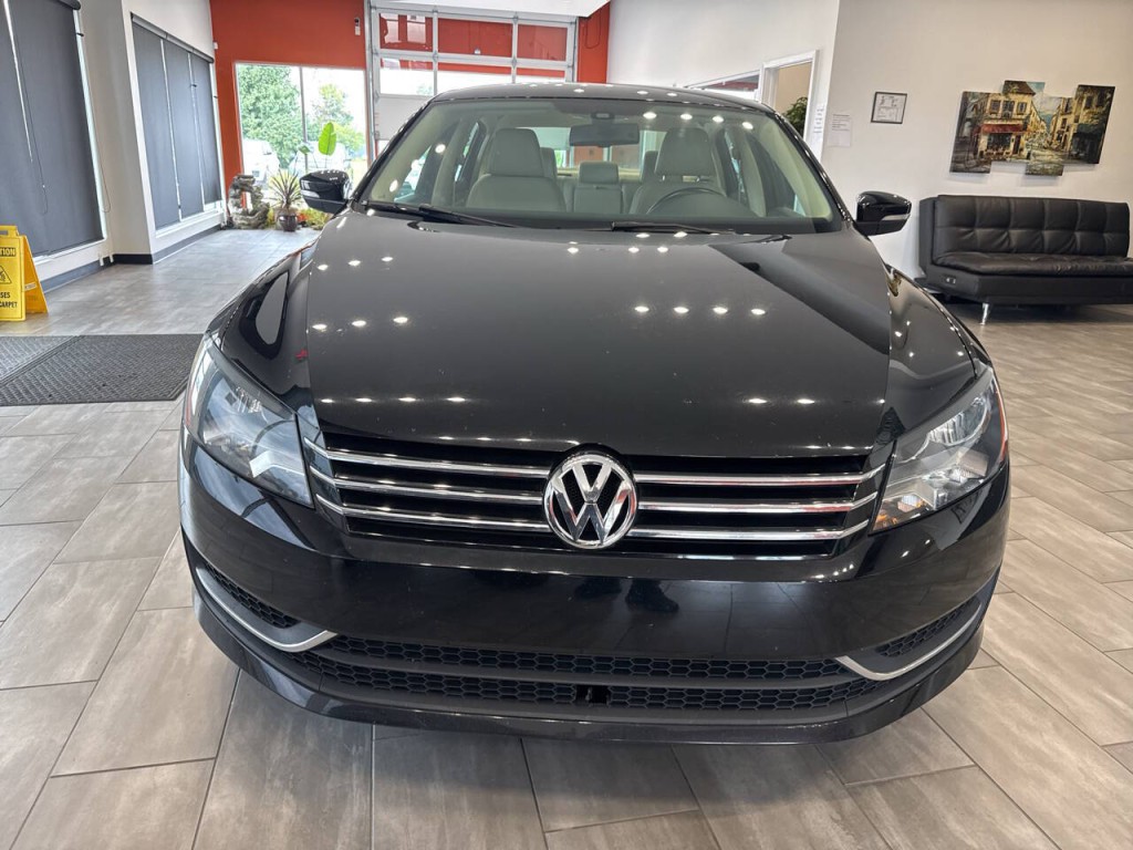 2014 Volkswagen Passat Image 4