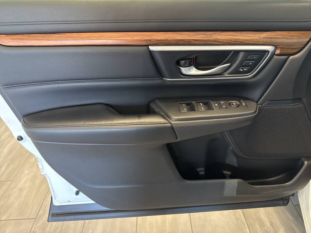 2017 Honda CR-V Image 17