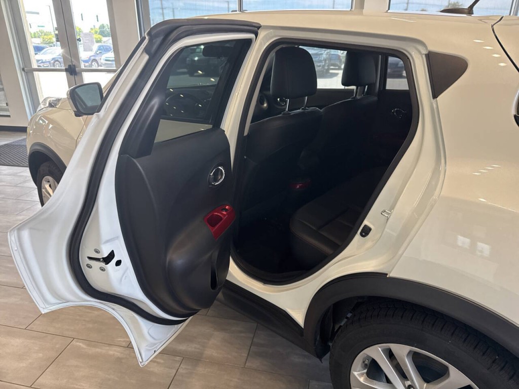 2016 Nissan Juke Image 25