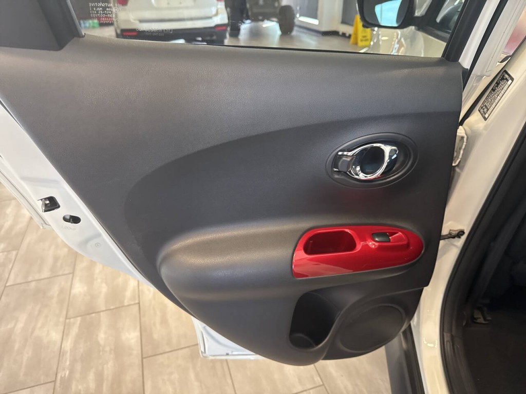2016 Nissan Juke Image 26