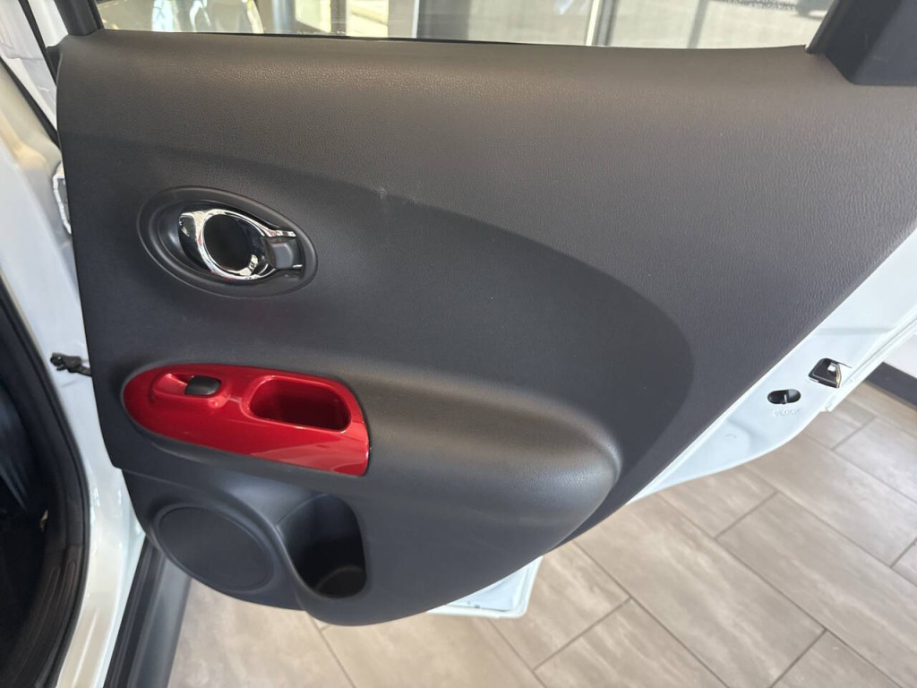 2016 Nissan Juke Image 33