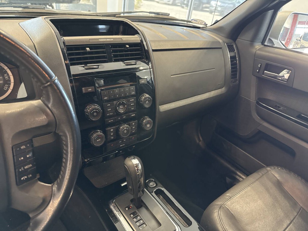 2012 Ford Escape Image 18