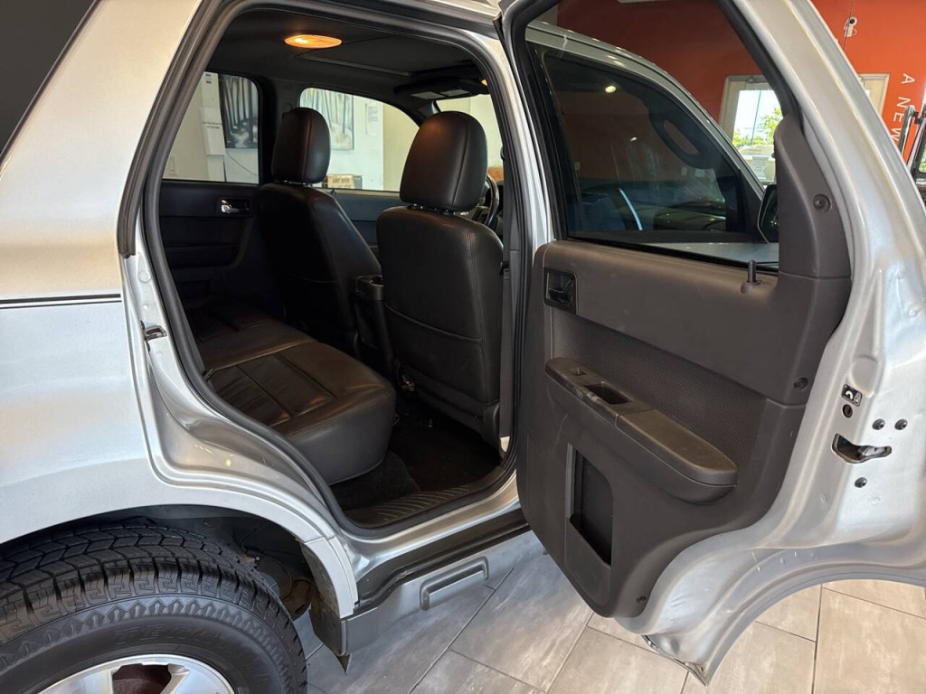 2012 Ford Escape Image 30