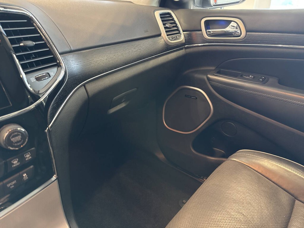 2020 Jeep Grand Cherokee Image 24