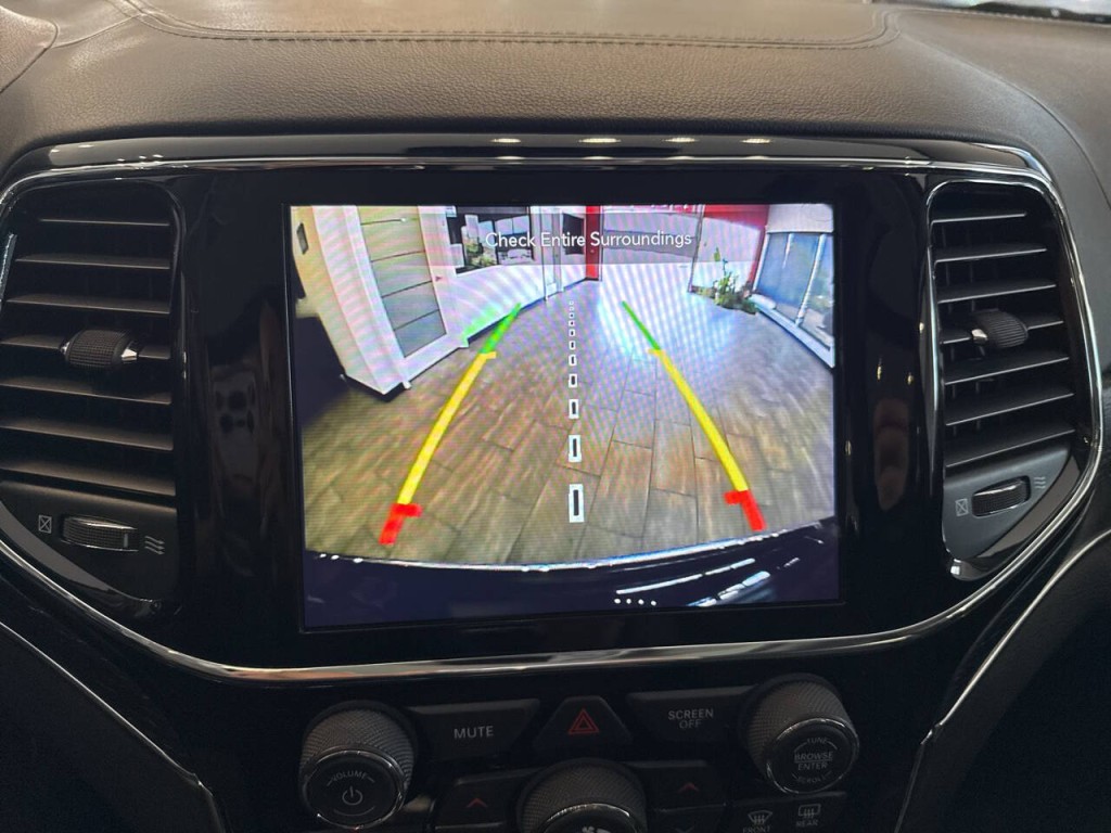 2020 Jeep Grand Cherokee Image 27