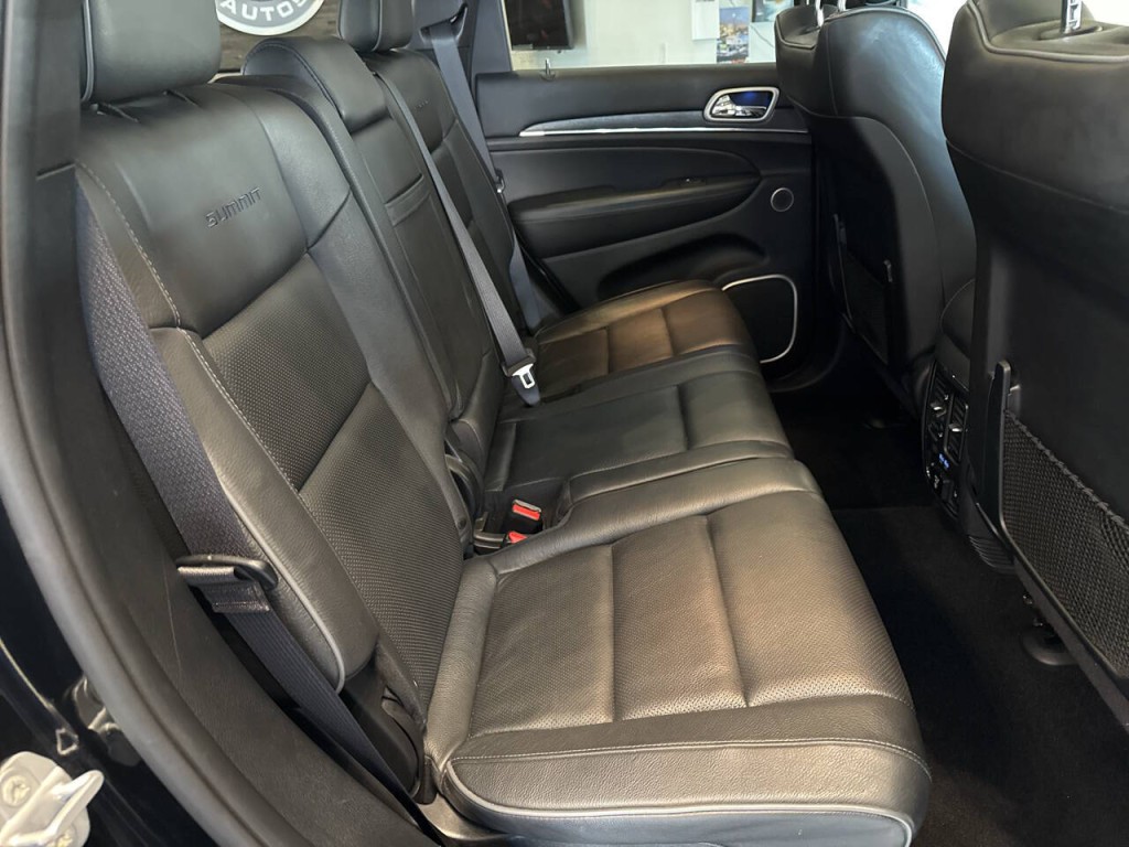 2020 Jeep Grand Cherokee Image 43