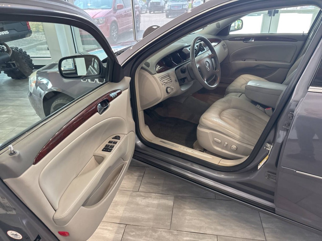 2007 Buick Lucerne Image 14