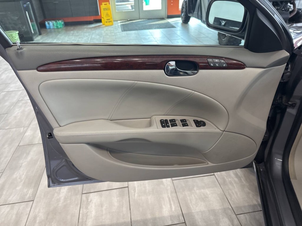 2007 Buick Lucerne Image 15