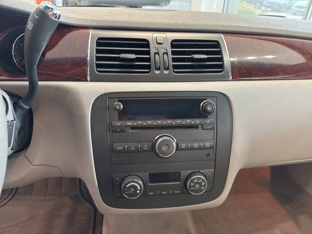 2007 Buick Lucerne Image 24