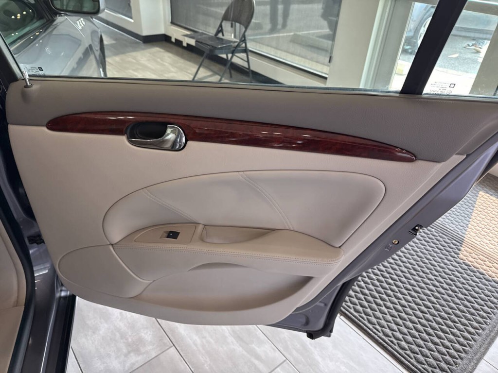 2007 Buick Lucerne Image 33