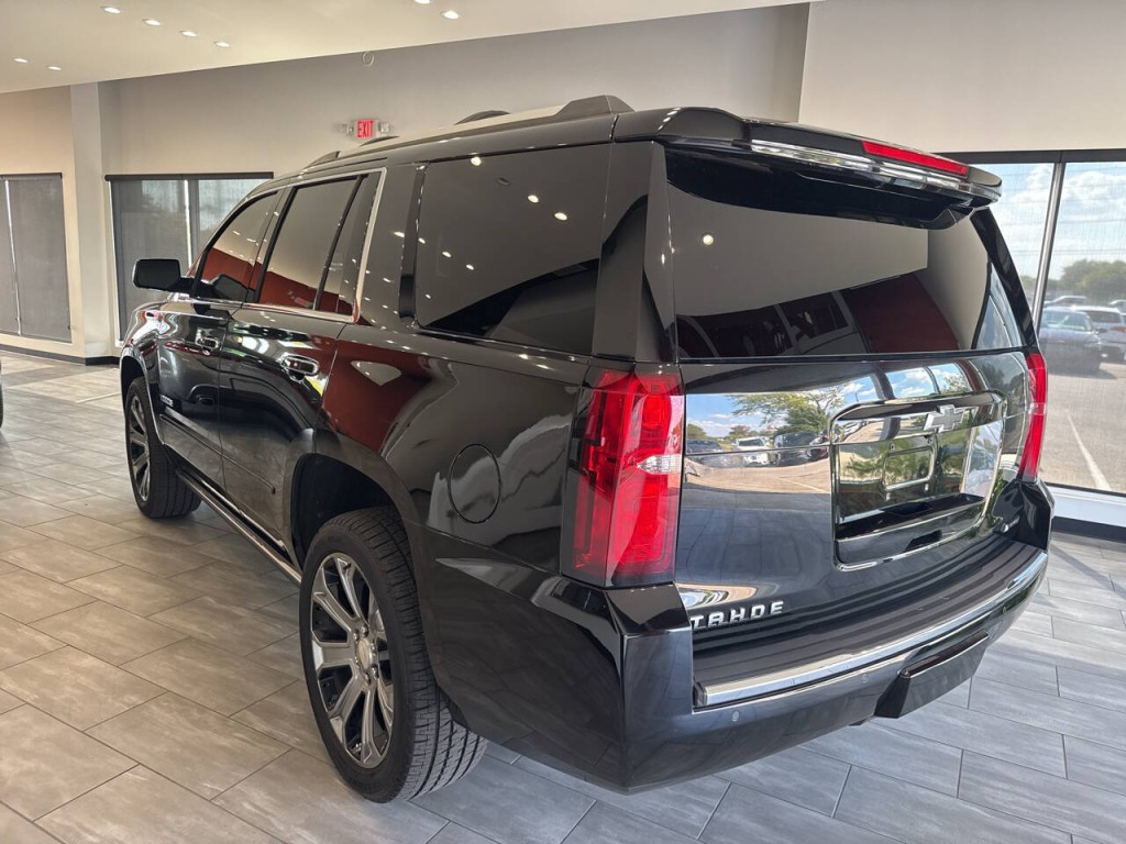 2017 Chevrolet Tahoe Image 12