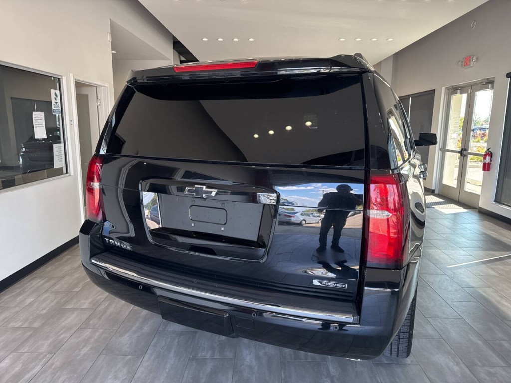 2017 Chevrolet Tahoe Image 14