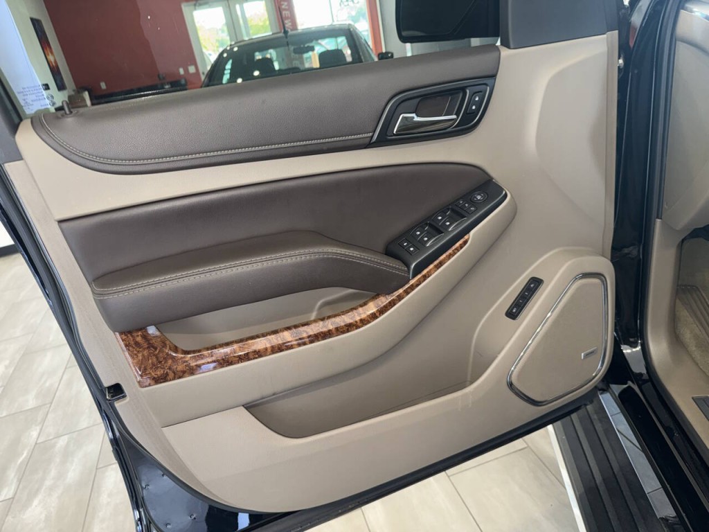 2017 Chevrolet Tahoe Image 27