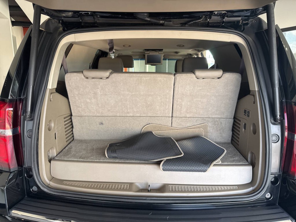 2017 Chevrolet Tahoe Image 32