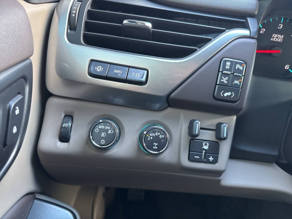 2017 Chevrolet Tahoe Image 41
