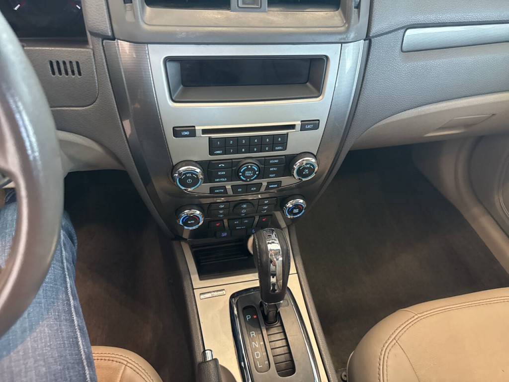 2012 Ford Fusion Image 31