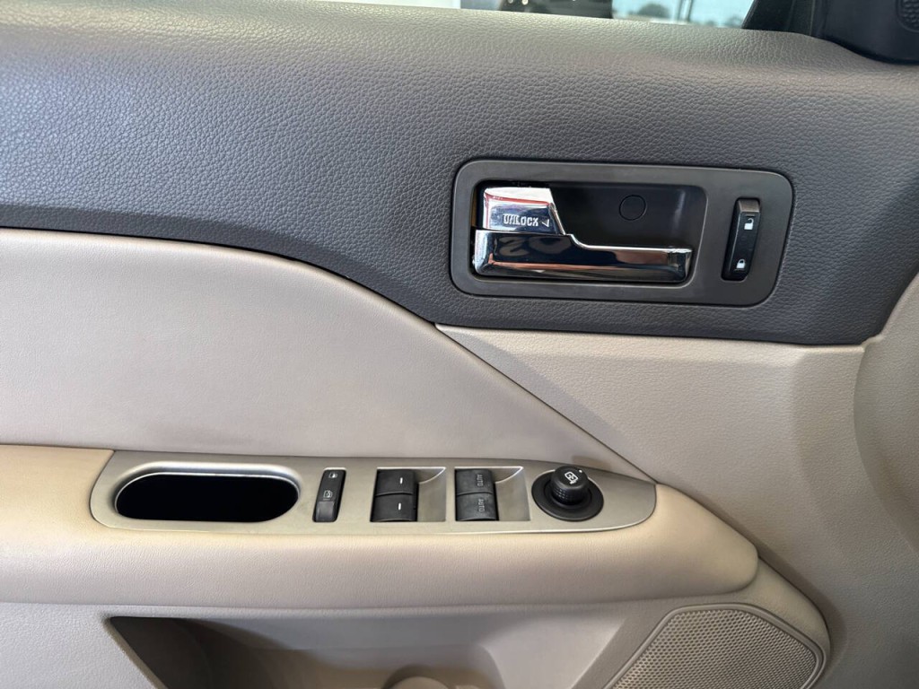 2012 Ford Fusion Image 32