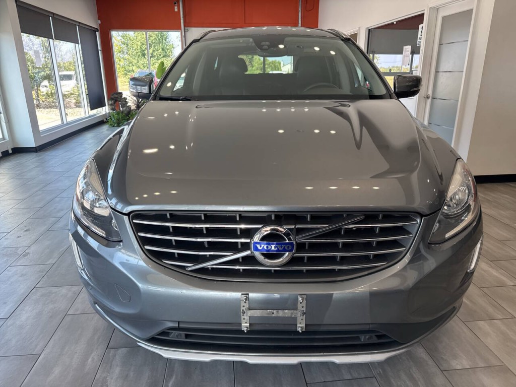 2016 Volvo XC60 Image 8