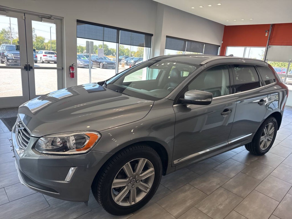 2016 Volvo XC60 Image 10