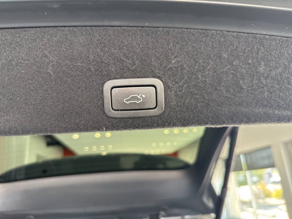 2016 Volvo XC60 Image 37