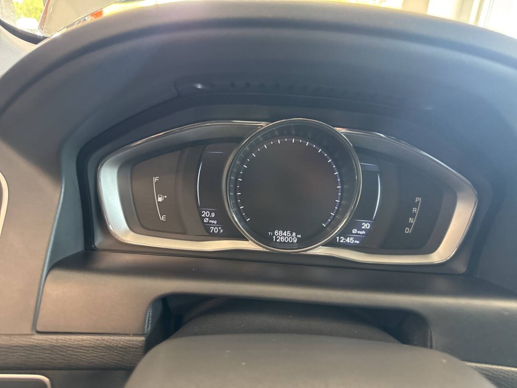2016 Volvo XC60 Image 42