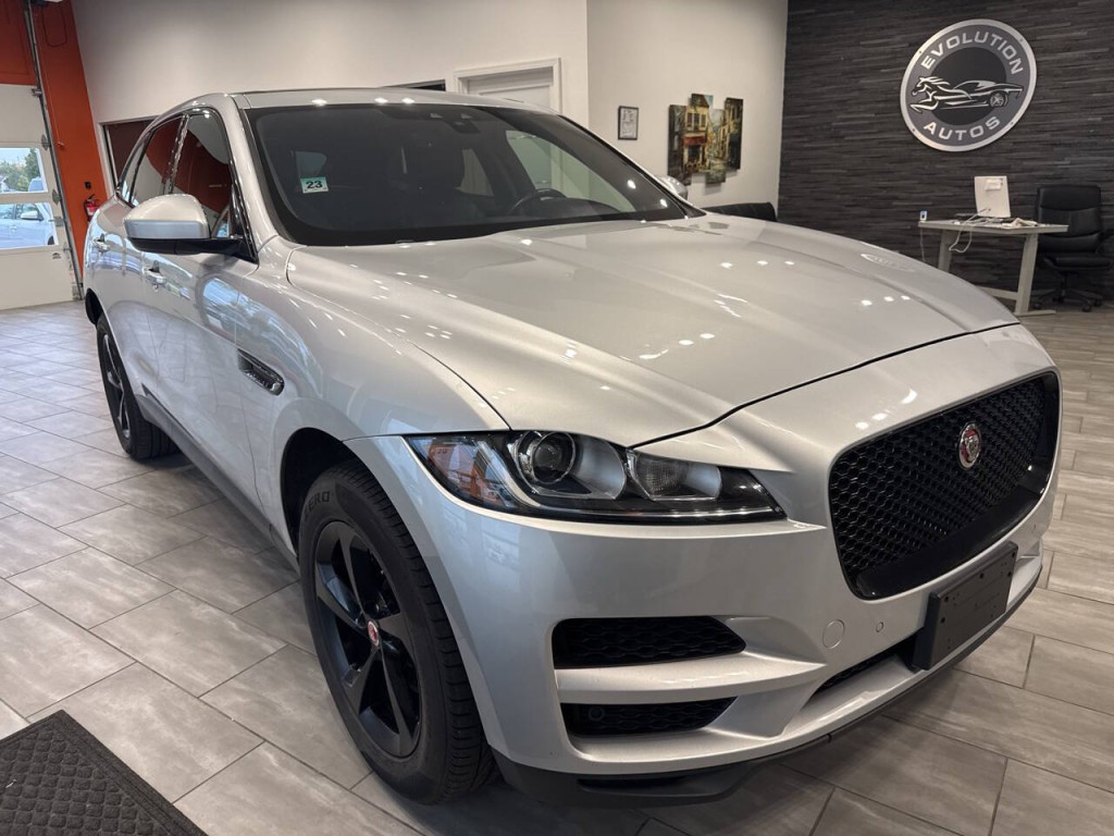 2020 Jaguar F-PACE Image 2